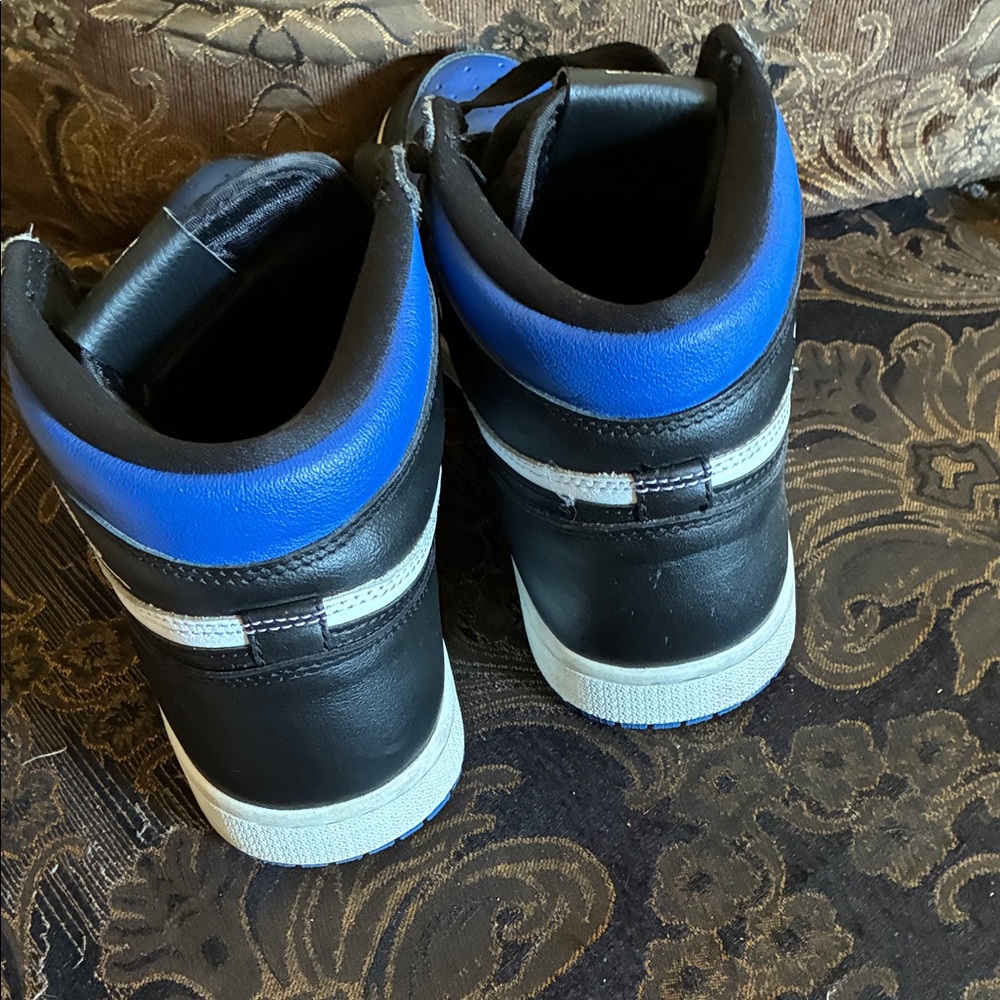 Nike Air Jordan 1 Retro OG High Royal Toe Size 8 Men - Picture 4 of 9